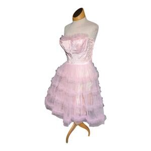Vtg 1960s Pale Pink Strapless Layered Tulle Knee Length Cupcake Prom Dress Sz 0